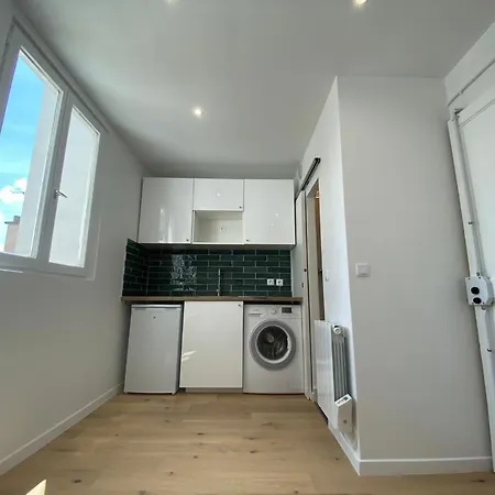179 - Heart Of Saint Germain Des Pres - Perfect Location Apartment Paris